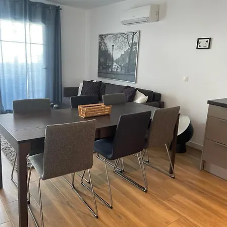 Buena Vista Apartment, 3 Bedrooms * Sitio de Calahonda