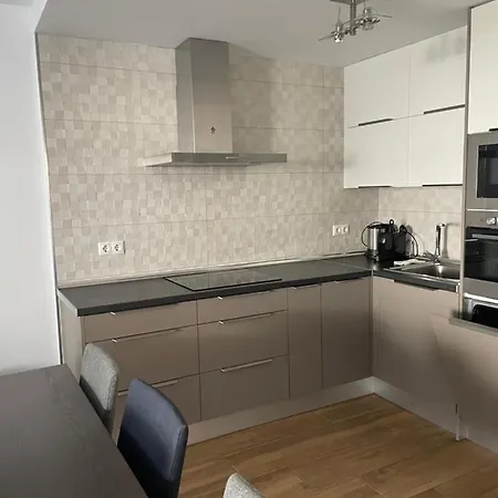 Buena Vista Apartment, 3 Bedrooms Sitio de Calahonda
